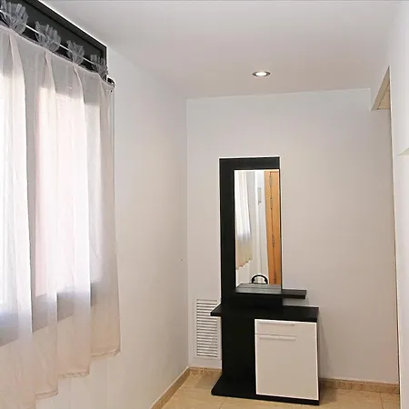 Claret Apartman *